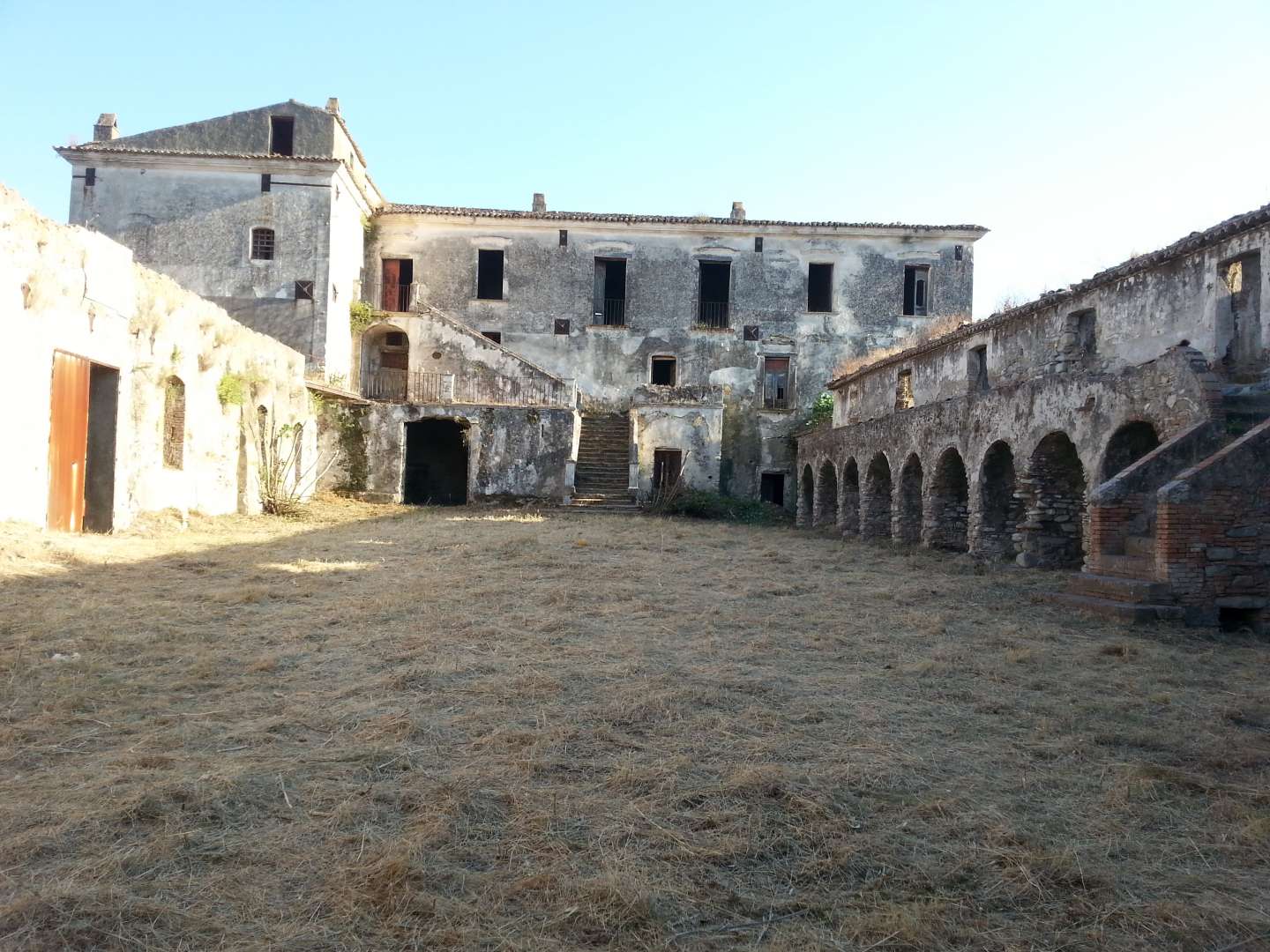 Historic villa facade in Corigliano Rosso, Calabria, for sale with panoramic views